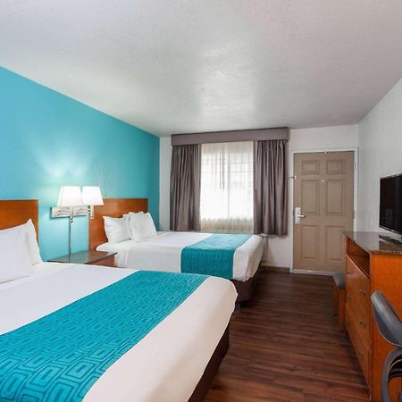 Howard Johnson By Wyndham National City/San Diego South Εξωτερικό φωτογραφία