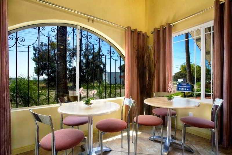 Howard Johnson By Wyndham National City/San Diego South Εστιατόριο φωτογραφία