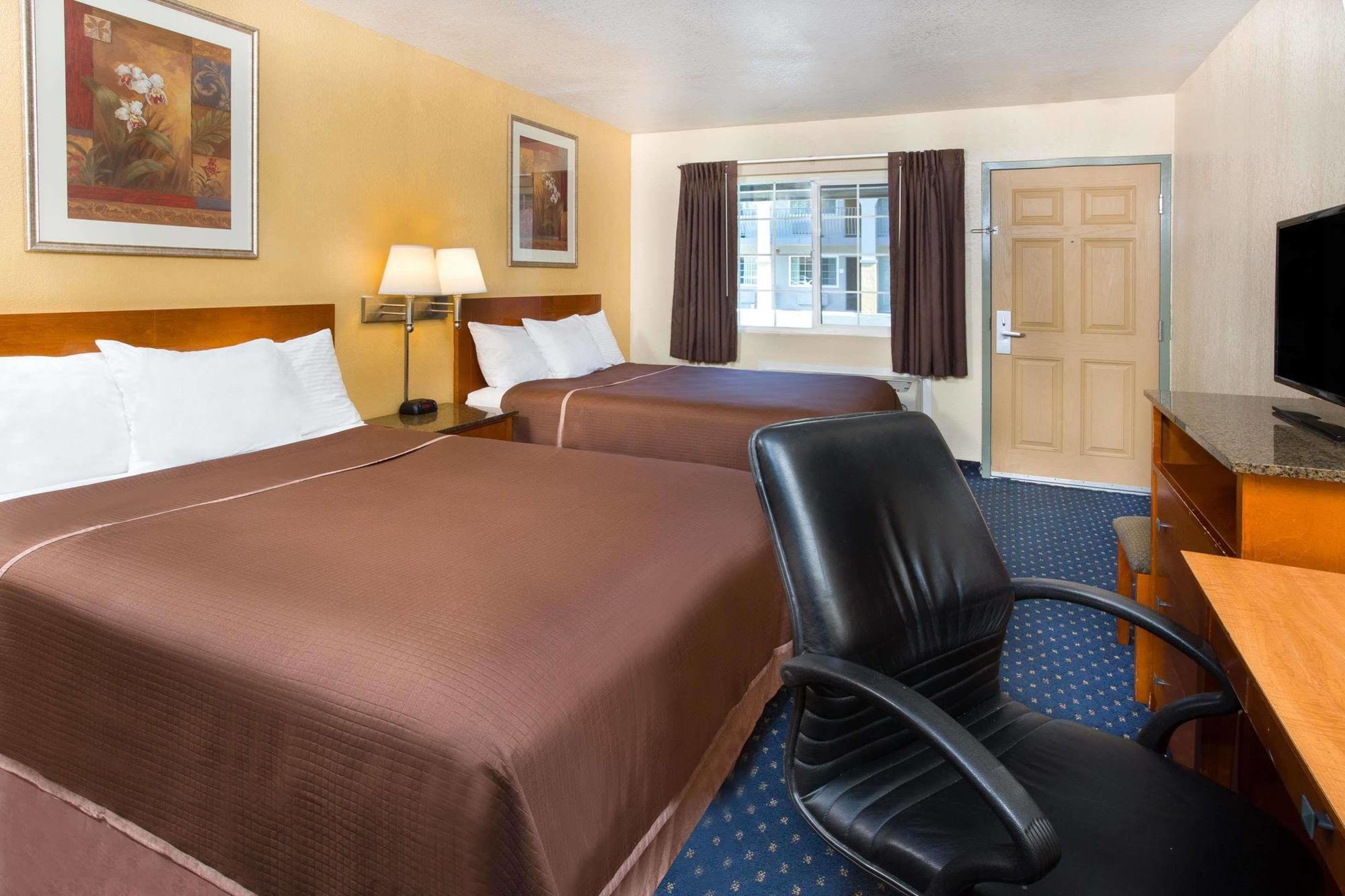Howard Johnson By Wyndham National City/San Diego South Εξωτερικό φωτογραφία